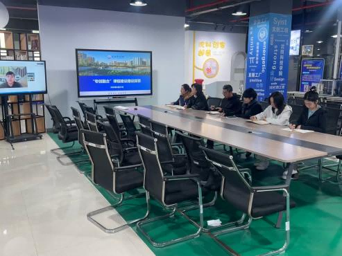 betvlctor1946源于英国召开第八周教研活动－探索“专创融合”课程建设路径